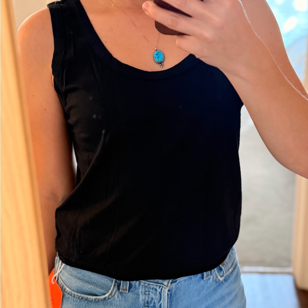 Black Sleeveless Women's Top
